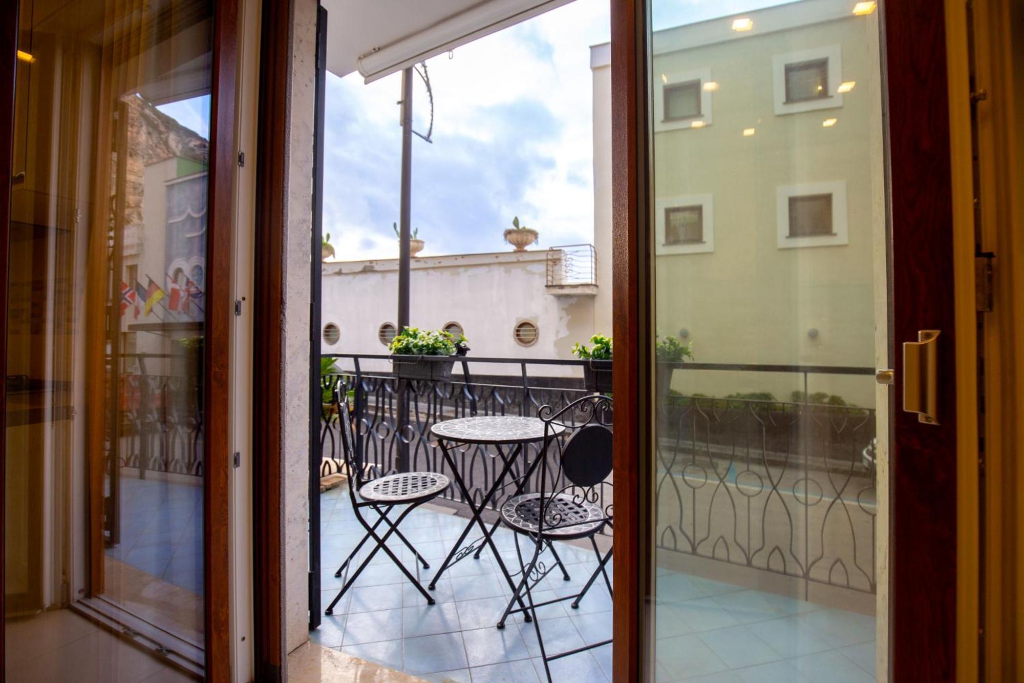 Maison Marine Meta Ngoại thất bức ảnh